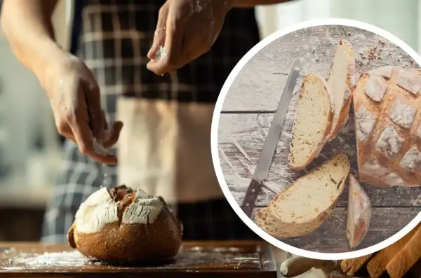 Ręce posypują mąką chleb. Obok kromki świeżego pieczywa i nóż. Idealna temperatura, by piec chleb.